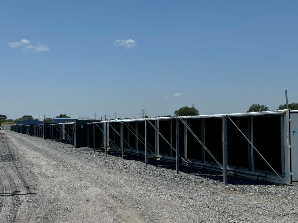 2D8BBB4F-DD65-4AB7-B18B-F6C30355E381_1_105_c