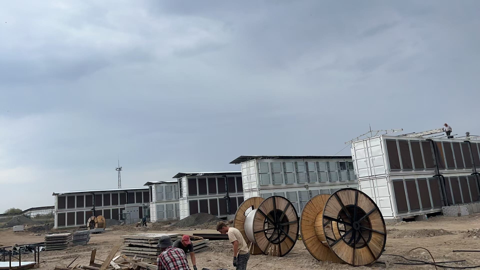 ccf92e8763ba16f0d511efd7337a0a33