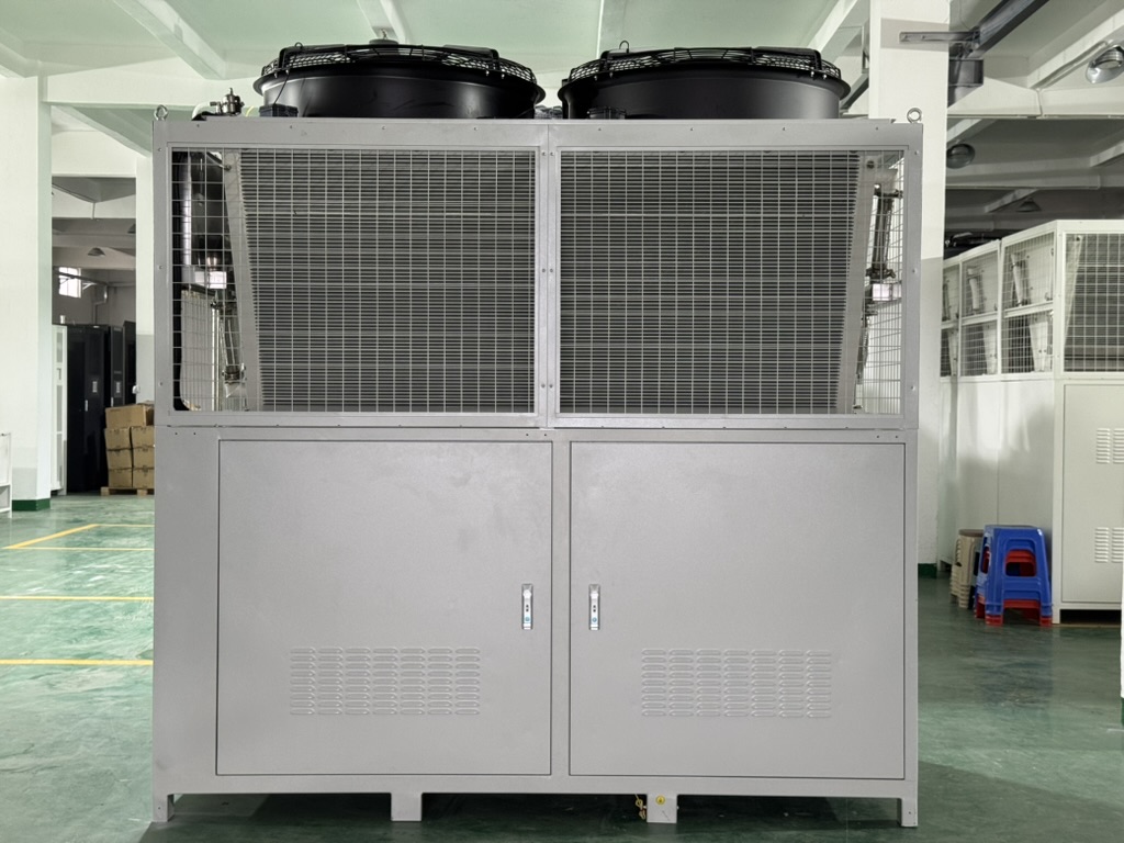 Ant40 – All in One 40 Antminers Hydro Cabinet - 图片 4